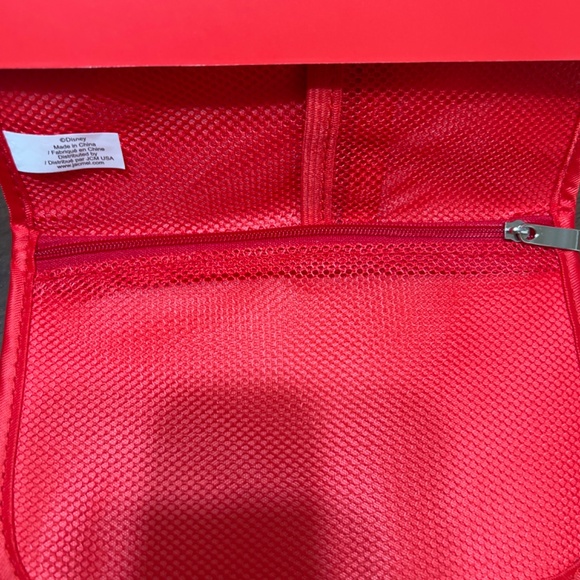 Disney Minnie MouseTravel Organizer - Picture 3 of 9